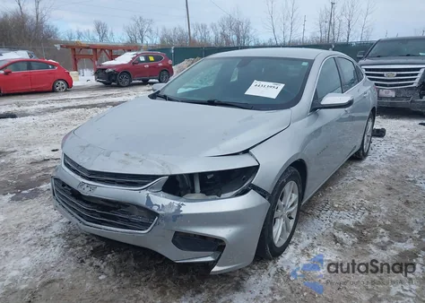 2018 Chevrolet Malibu Lt z USA, uszkodzony, nr VIN 1G1ZD5ST4JF111299